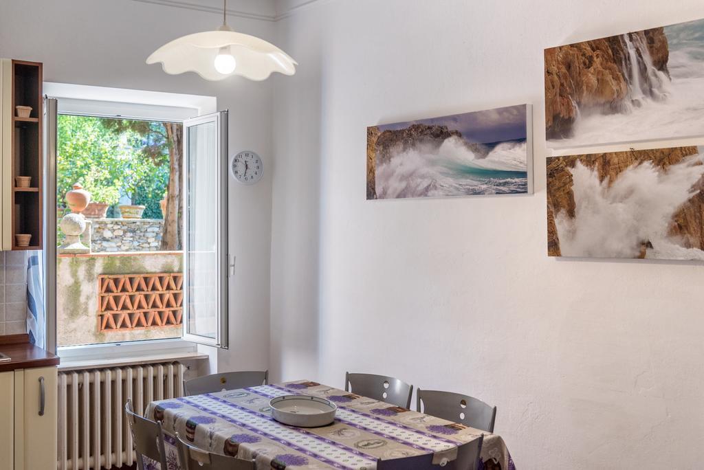Casa Castelletto Apartment ฟีนาเลลีกูเร ภายนอก รูปภาพ